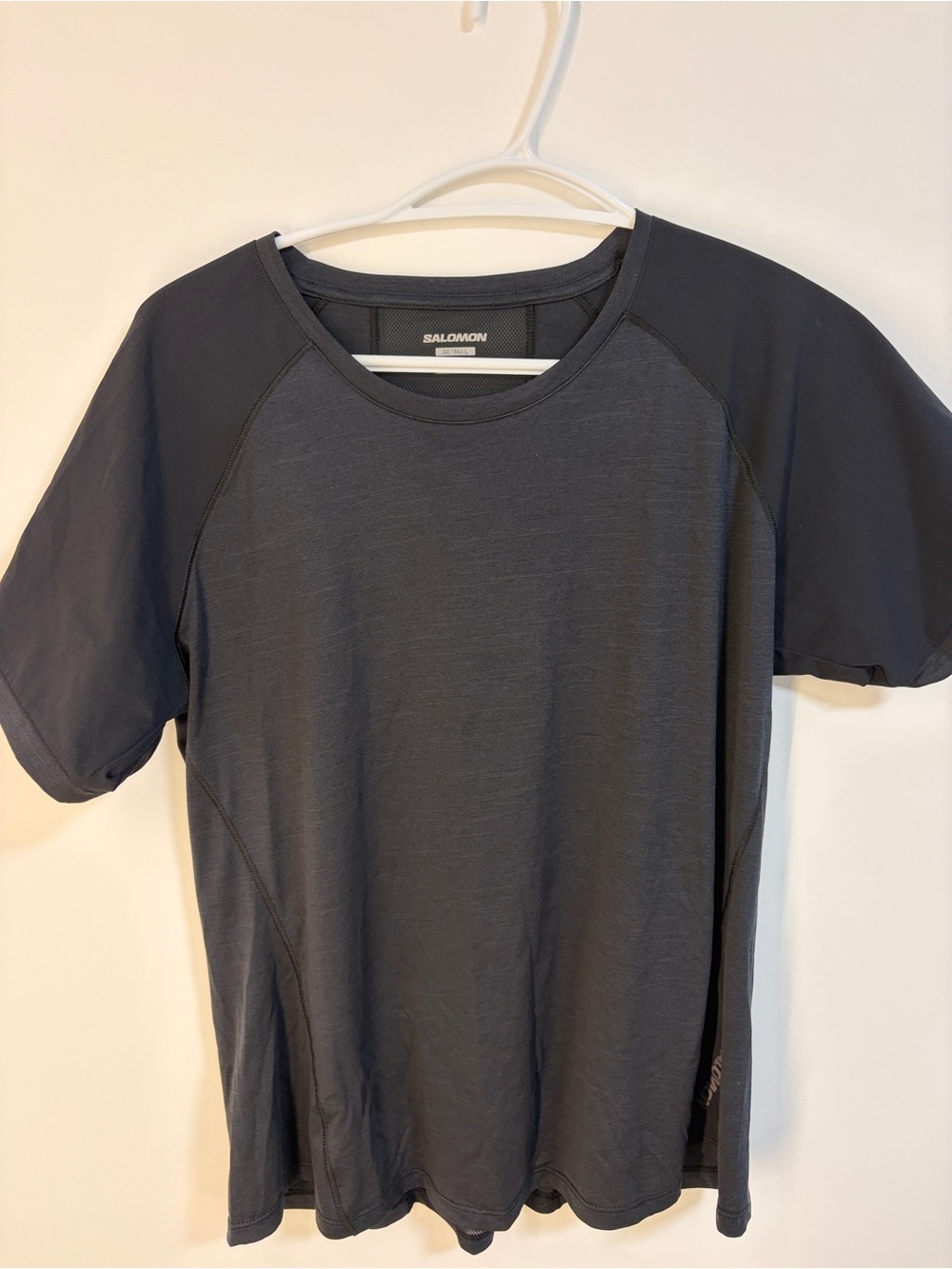 Salomon Men’s Charcoal Short-Sleeve Performance Tee